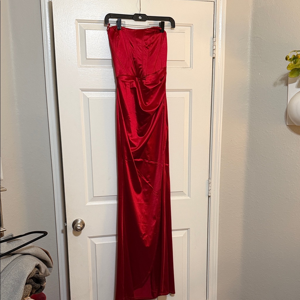 Emerald Sundae Vibrant Red Dress